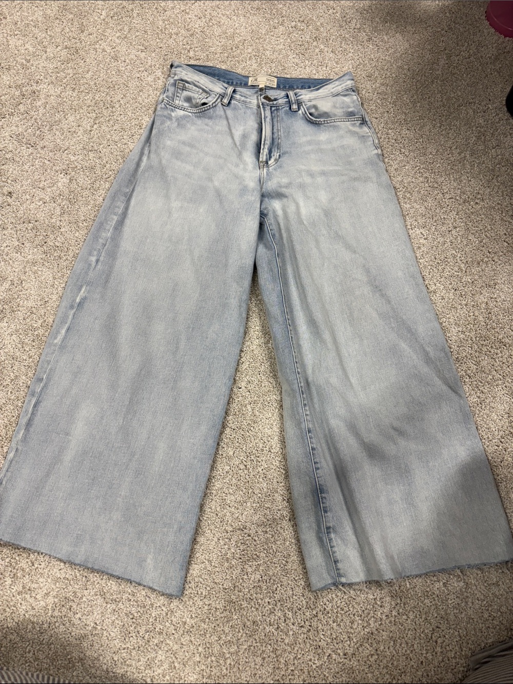 Current/Elliott Light Wash Wide-Leg Jeans